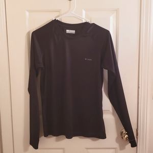 Columbia Performace Gear Long Sleeve Tee. Black with back design. Size S.